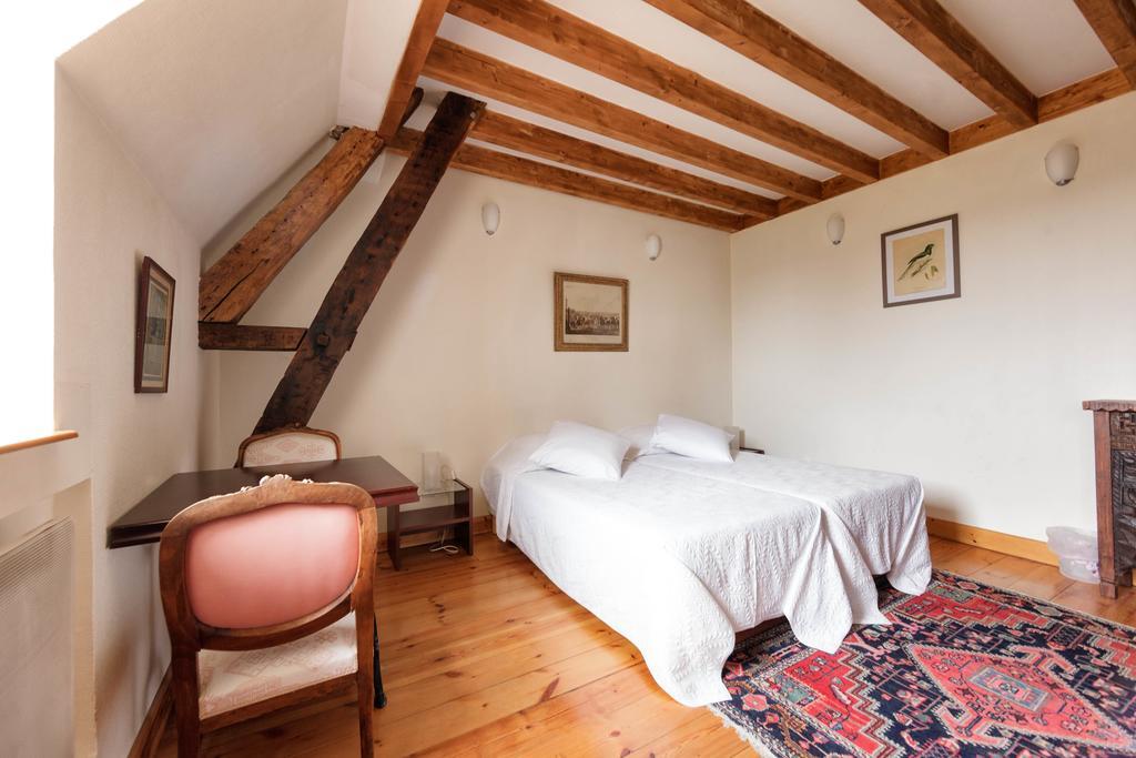 Chateau Du Jard Chaumont-en-Vexin Room photo